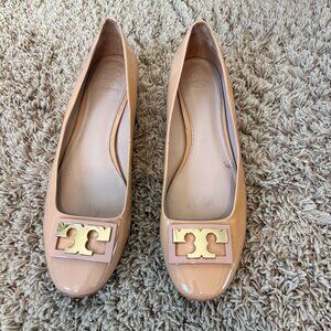 TORY BURCH Gigi Flats Pumps in Nude Women's Size 9.5 Block Heel Patent Leather